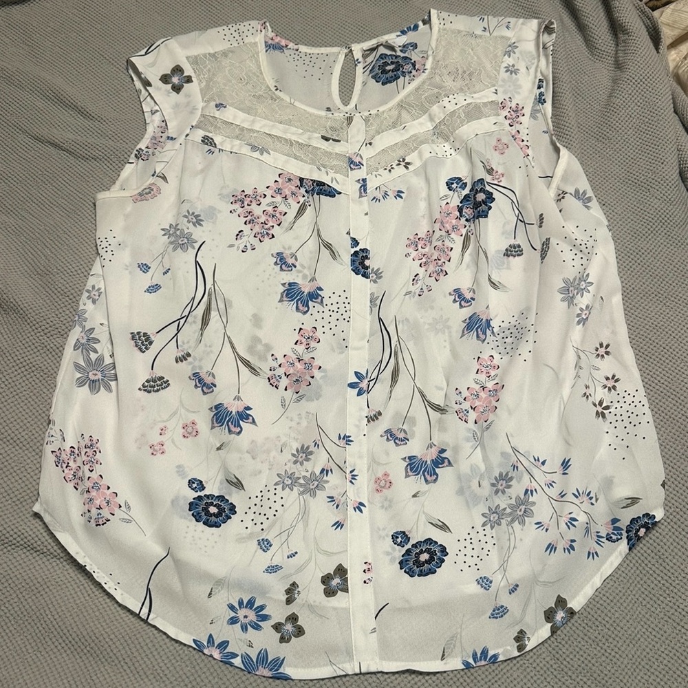 Lightweight casual blouse